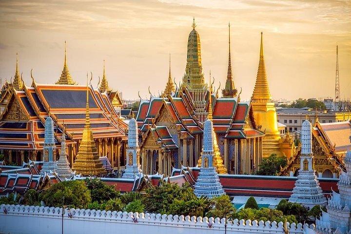 Grand Palace Bangkok Entrance Ticket with Hotel Pick Up
