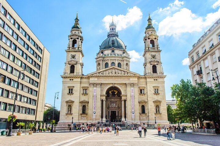 Budapest Fisherman's Bastion and St Stephen's Basilica Tour