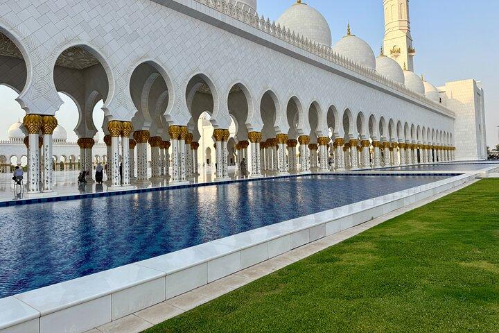 Sheikh Zayed Grand Mosque Abu Dhabi Private Tour From Dubai