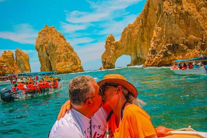 Cabo life Private Yacht in Los Cabos | 10 PAX & 3 HRS