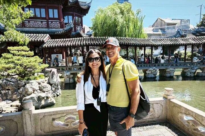 Shanghai Zhujiajiao water town,Yugarden&Bund one day tour