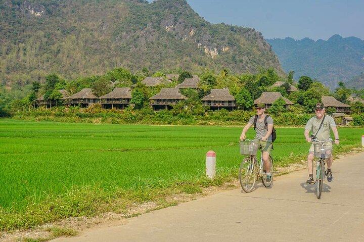 Mai Chau Escape Cycling Adventure and Handicraft Workshop