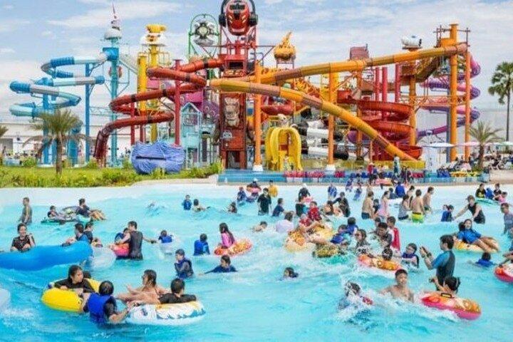 Full Day Access at Jeddahs Biggest Water Park