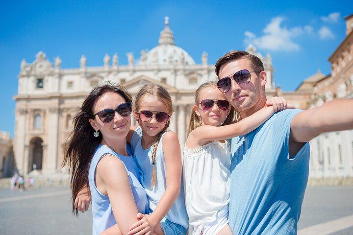 Vatican: Museums & Sistine Chapel Semi-Private Morning Tour