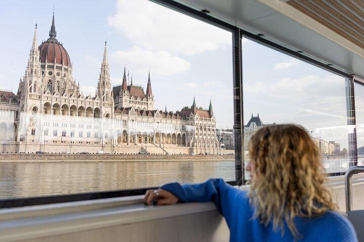 Budapest Danube Cruise with Drink, Audio Guide