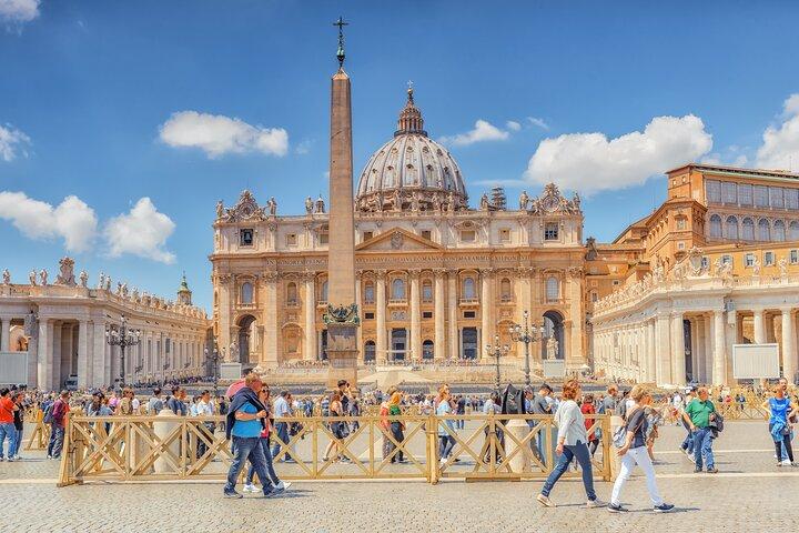 Vatican: Museums & Sistine Chapel Semi-Private Morning Tour