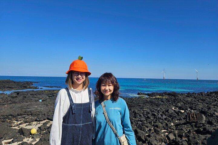 Jeju Private Taxi Tour with Local Driver