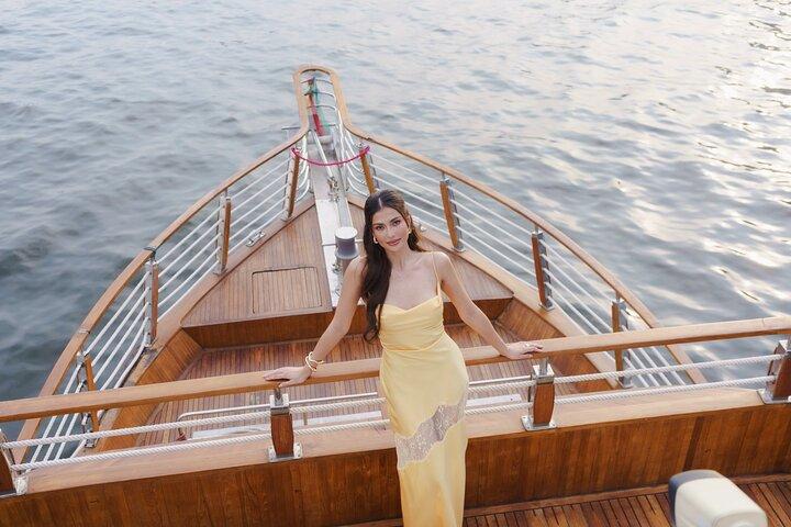 Pruek Luxury Bangkok Dinner Cruise on Chao Phraya River