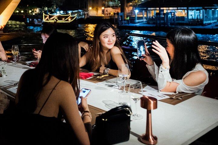 Pruek Luxury Bangkok Dinner Cruise on Chao Phraya River