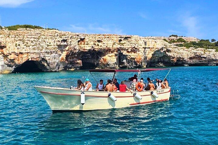 Tour to the Caves of St.M. of Leuca (2 hours)