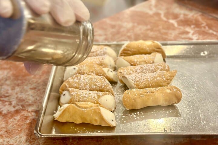 Mom and Pop Food Tour in Chinatown and Little Italy