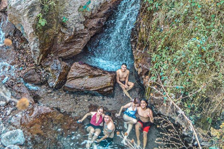 Hiking and hot springs of guadalajara.