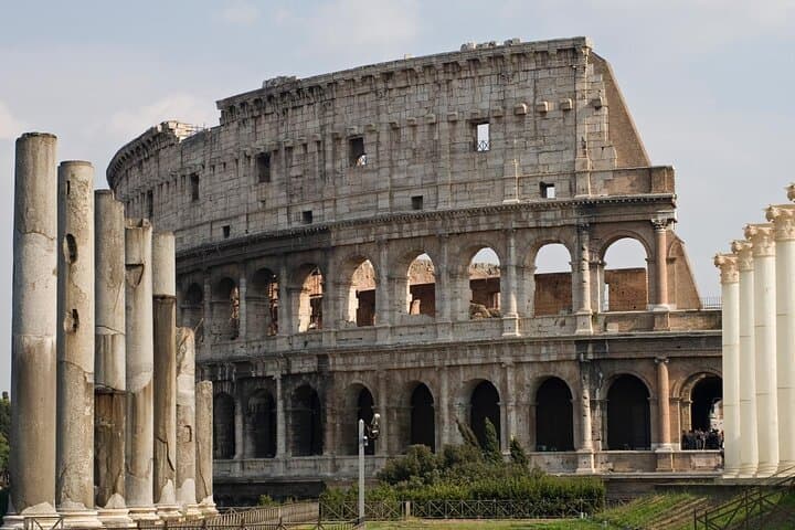 Colosseum Only Arena Floor Guided tour + Access Forum & Palatine