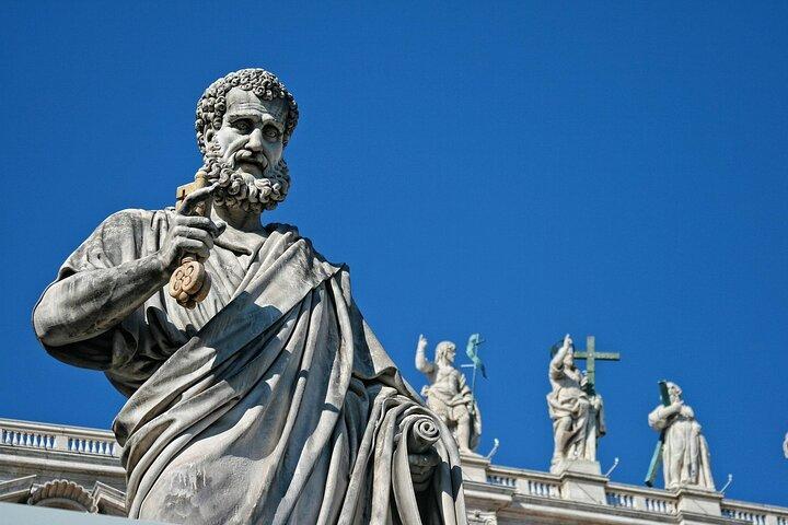 Vatican: St.Peter's Basilica Host with option Dome and Audioguide