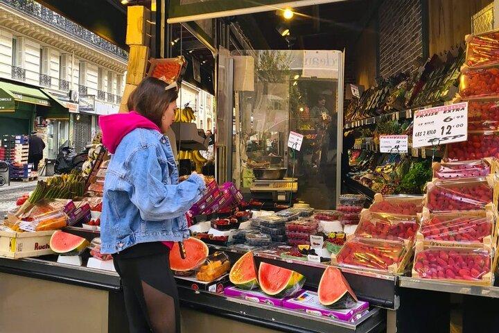 Parisian Happy Hour Food Tour with a Small Group