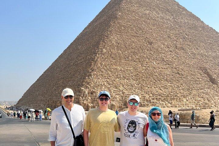 Private Tour to the Pyramids and the Great Egyptian Museum (GEM)