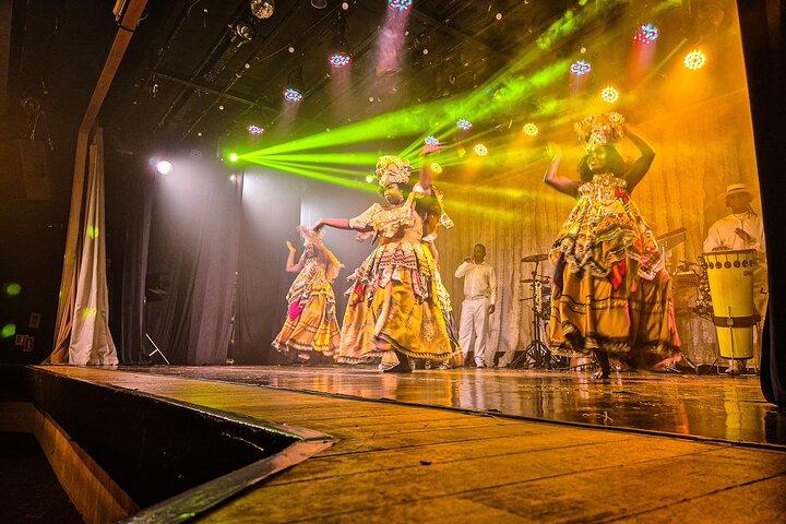 Ginga Tropical Show - Brazilian Rhythms