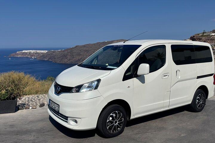 Private Transport to Santorini Highlights with local driver