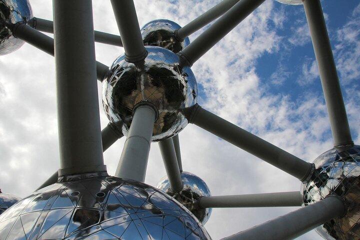 Brussels Atomium Ticket with a City Walk