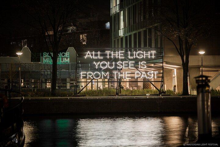 Amsterdam Light Festival Canal Cruise with Captain Guide & Drinks