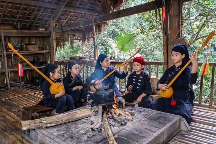 Village Thai Hai DE l'Ethnie Tay Community Tourism in Vietnam
