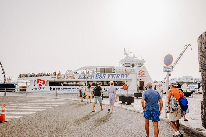 Lanzarote:Return ferry ticket to La Graciosa. Free wifi & parking