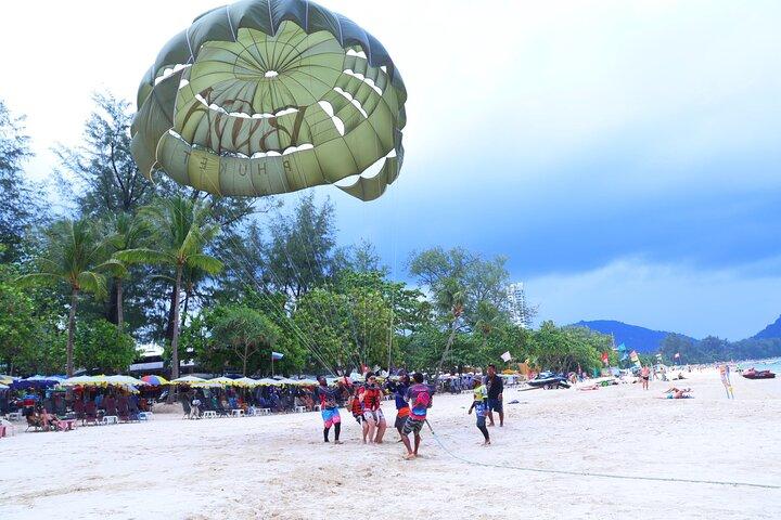 Superton Patong Beach Parasailing and Jet Skiing Experience