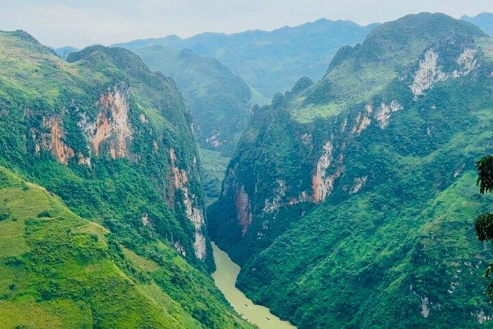 Ha Giang Loop 2-Day Small Group - from Hanoi