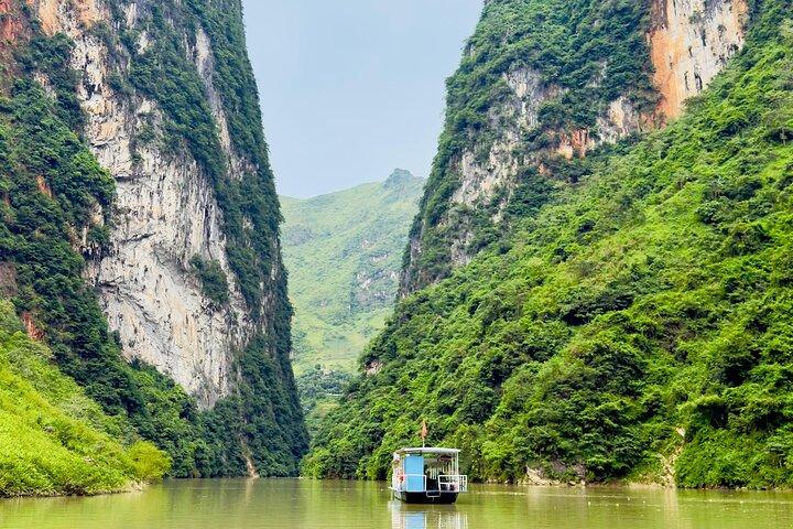 Ha Giang Loop 2-Day Small Group - from Hanoi