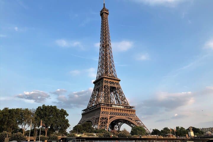 Eiffel Tower Climbing Tour
