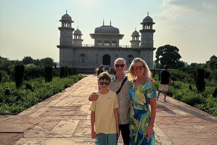 Half Day Agra Fort & Baby Taj Tour from Agra