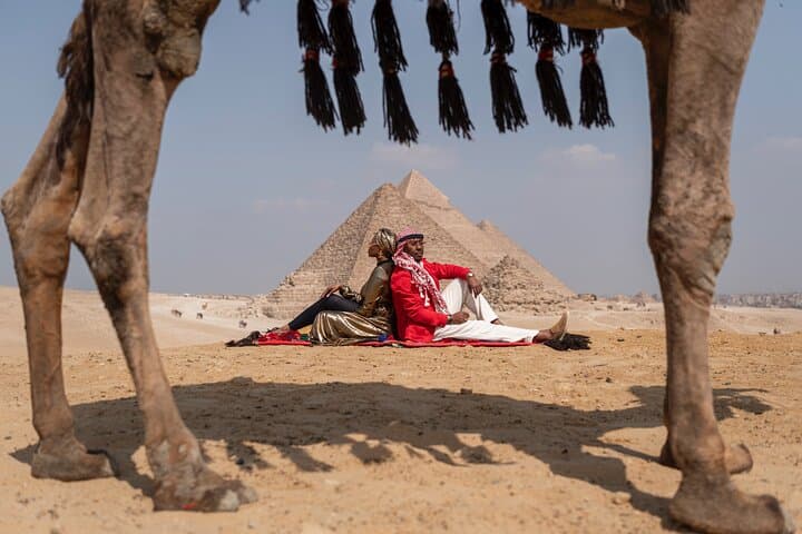 Private Photoshoot (photo session) at the pyramids of Giza