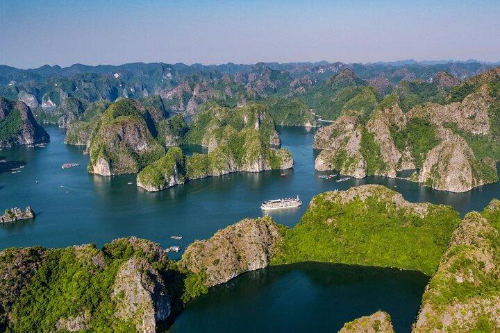 Halong and Lan Ha Bay Indochine 2D1N Luxury 5-Star Cruise Tour