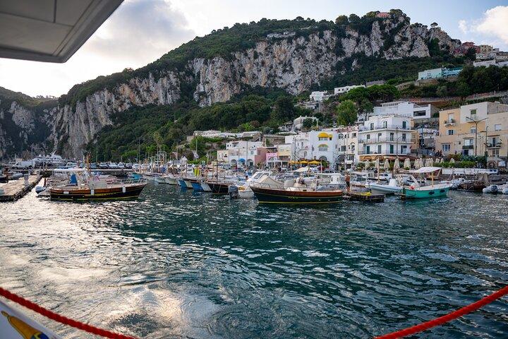 From Naples: Blue Grotto & Faraglioni iconic sights Guided Tour