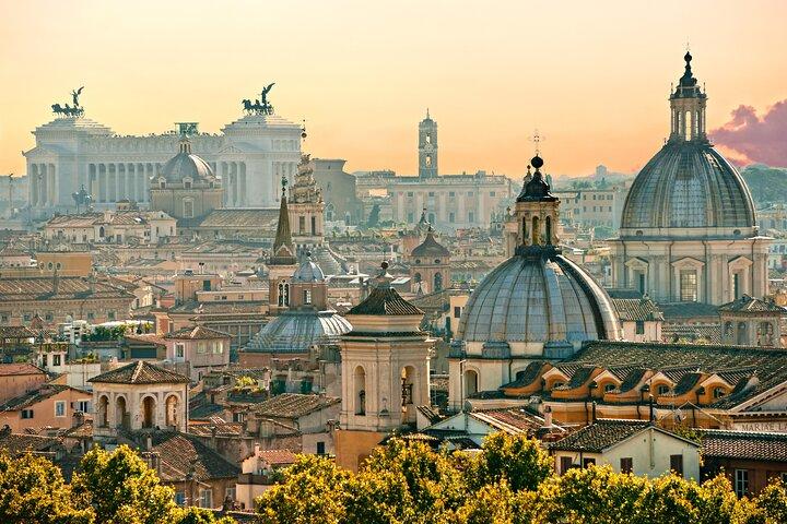 From Florence to Rome direct transfer in a Private Car