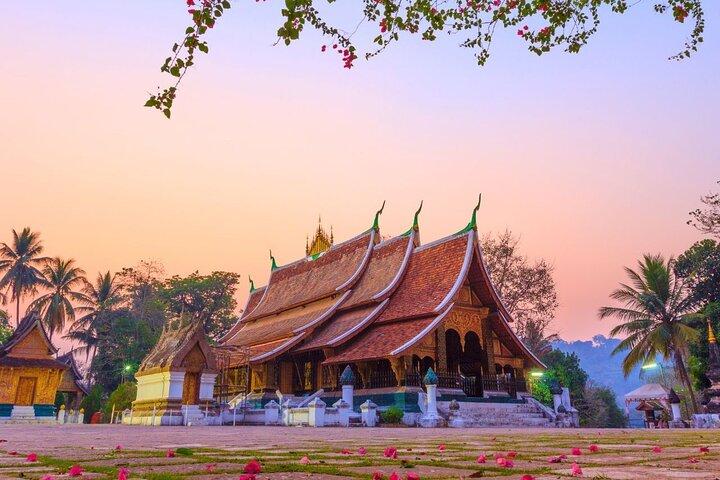 Luang Prabang Private Cultural Tour and Pak Ou Caves River Cruise