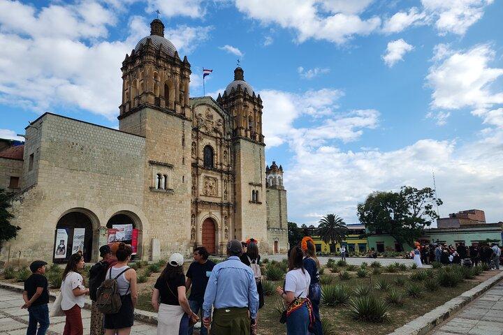 5 Hours Guided Day of The Dead Evening Walking Tour in Oaxaca
