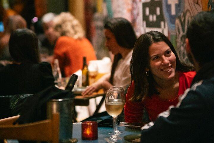 Local cuisine and live music at Ciutat Vella Barcelona
