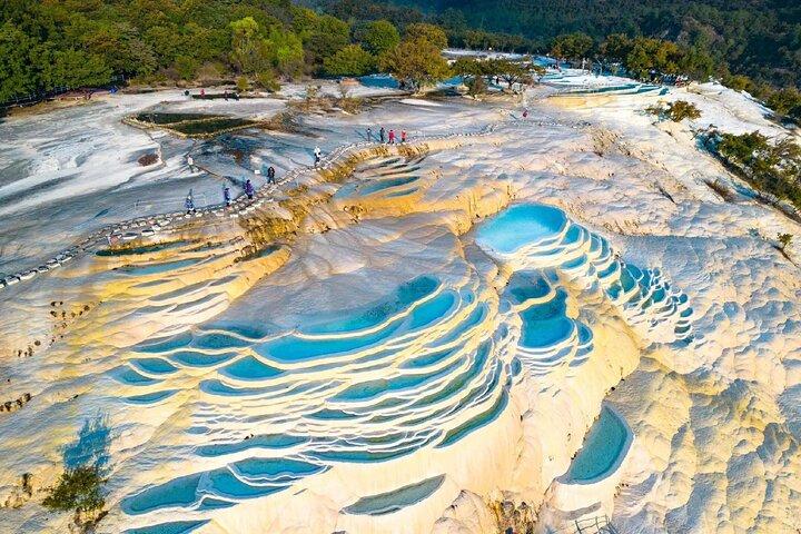 Shangri-La Private Scenic Drive Tour from Lijiang
