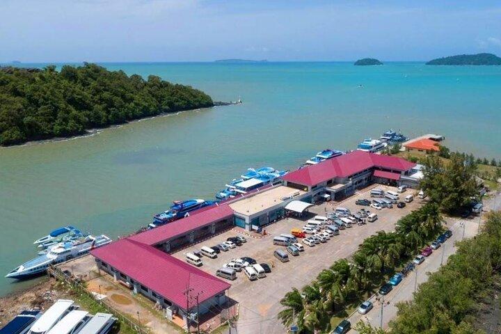 Phuket to Phi Phi Island Ferry Transfer with Hotel Pickup