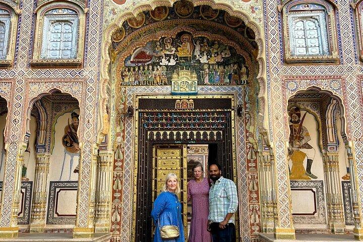2-Day Jaipur to Mandawa Nawalgarh and Mukundgarh Havelis Tour