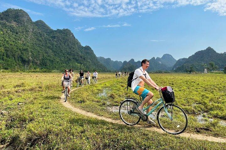 Uncover the Beauty of Cat Ba Island & Lan Ha Bay 3D2N Adventure