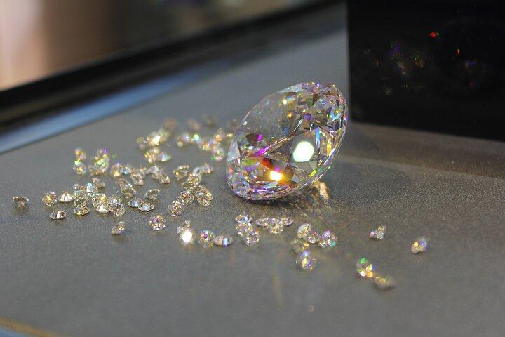 Amsterdam Diamond Factory Tour and Canal Cruise