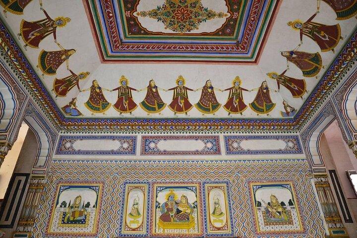2-Day Jaipur to Mandawa Nawalgarh and Mukundgarh Havelis Tour