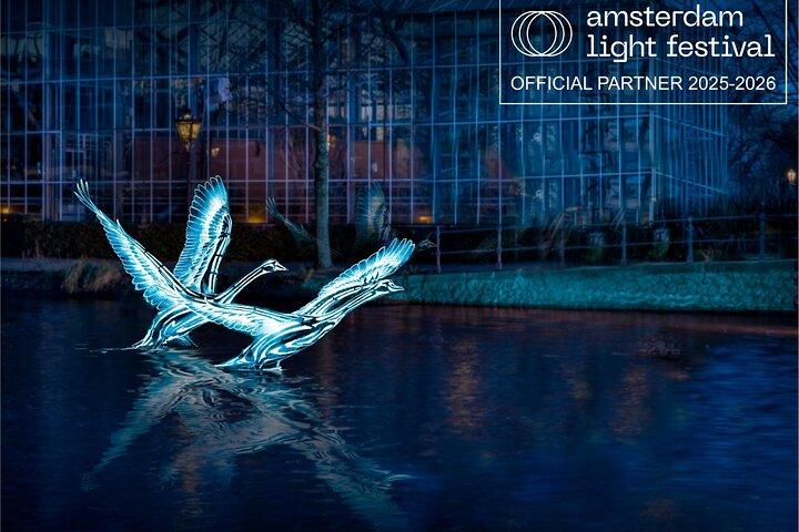 Amsterdam Light Festival Canal Cruise with Captain Guide & Drinks