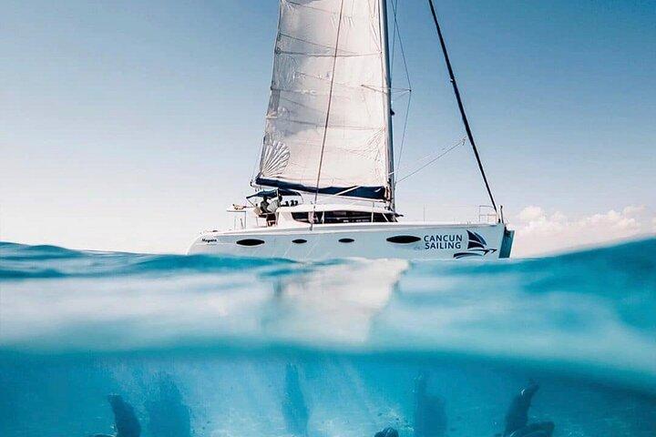 Isla Mujeres Catamaran Snorkeling and Open Bar Adventure
