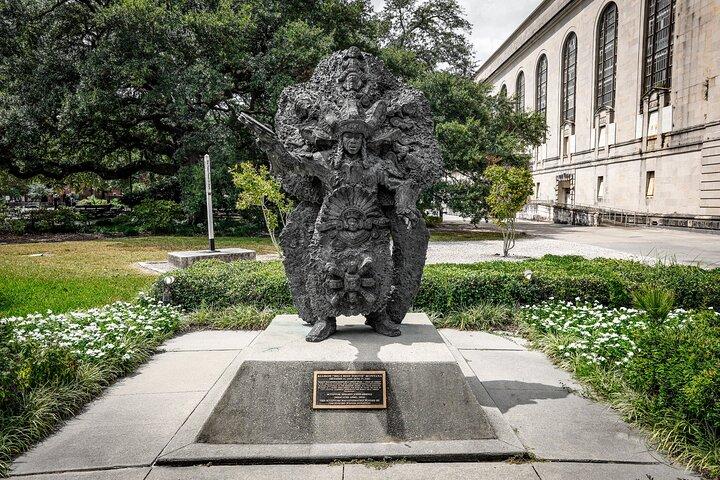 Voodoo Queen of New Orleans Walking Tour