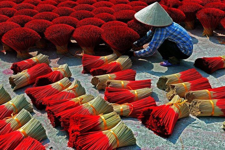 Incense Village & Hanoi Day Tour With Train Street + Local Foods