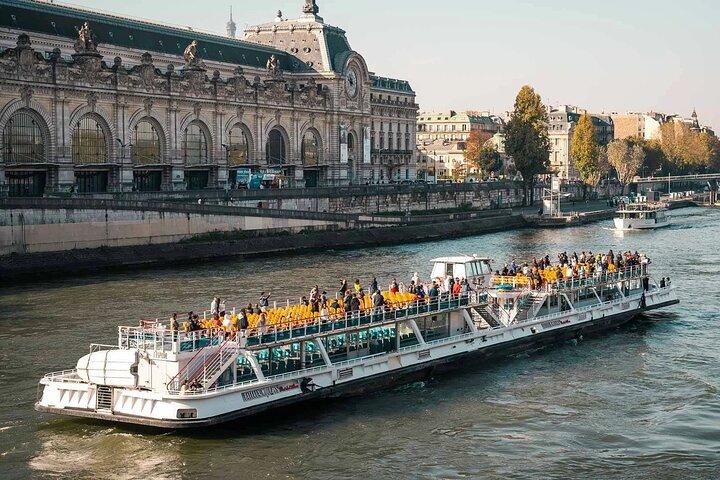 Eiffel Tower Hosted Entry and Seine River Cruise
