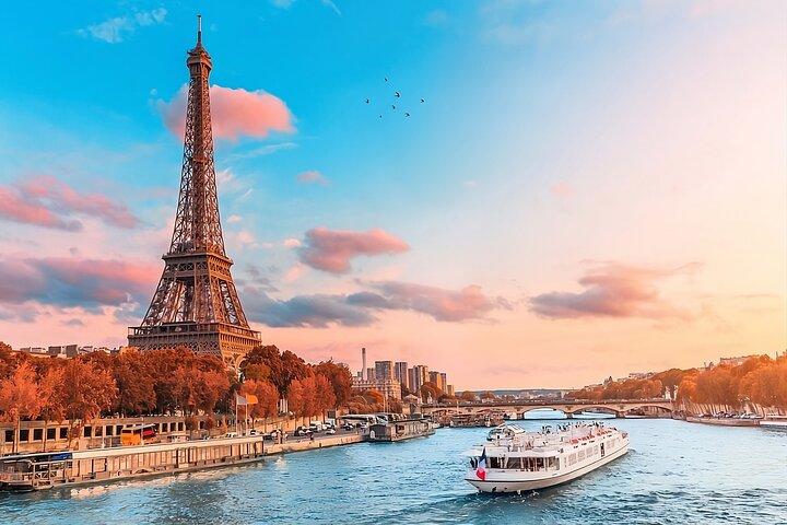 Eiffel Tower Hosted Entry and Seine River Cruise
